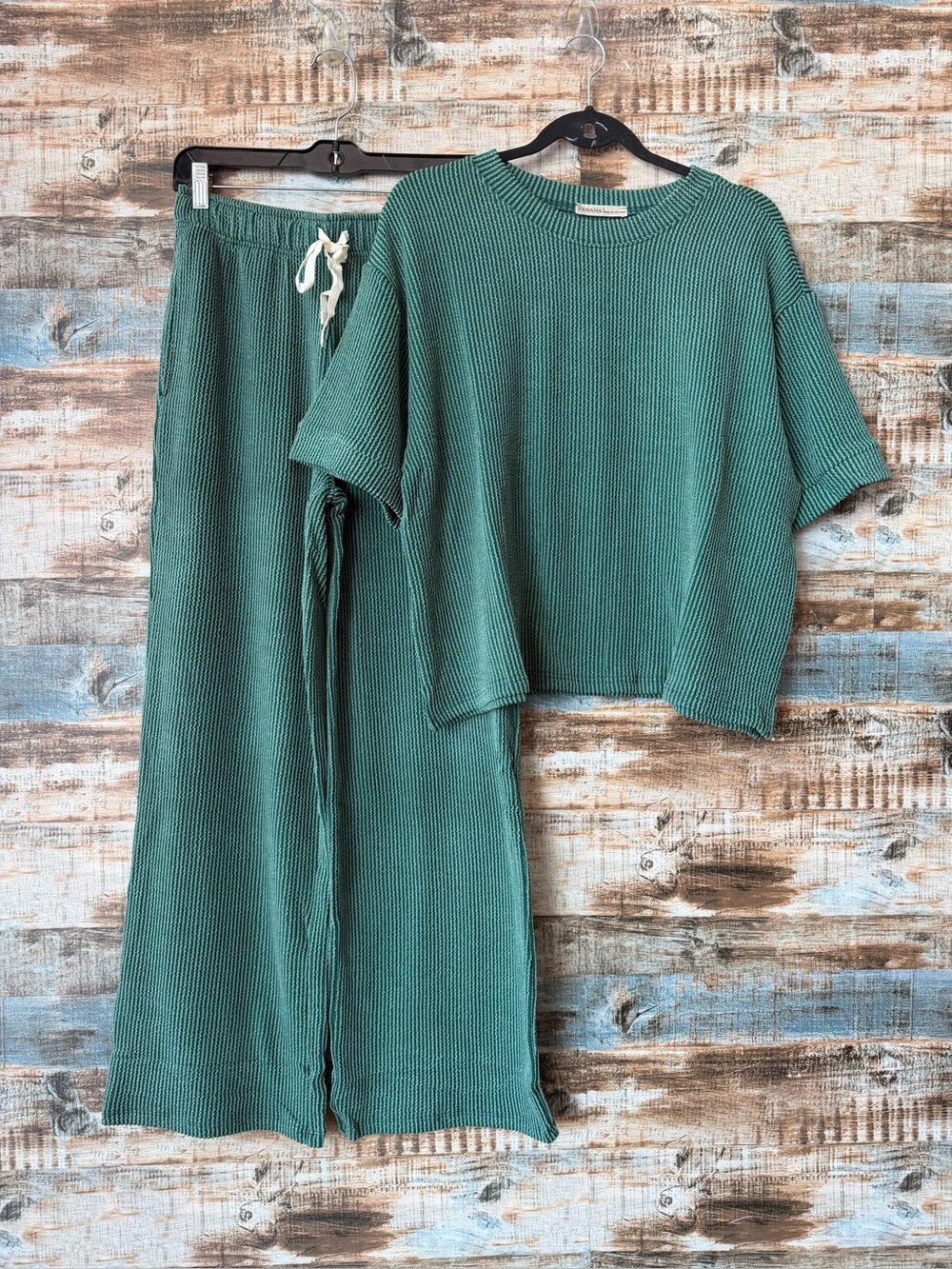 Zenana Outfitters Green Ribbed Two-Piece Lounge Set